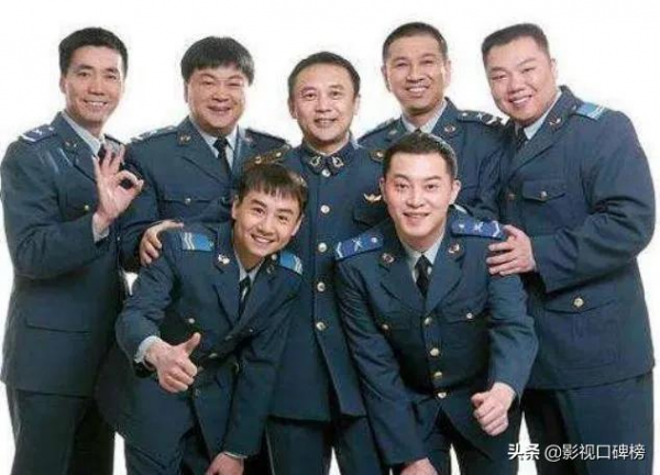 “百億老太”葦青:扮醜賣慘只是表象,她和六個“孩子”相互成就 “百億老太”葦青:扮醜賣慘只是表象,她和六個“孩子”相互成就