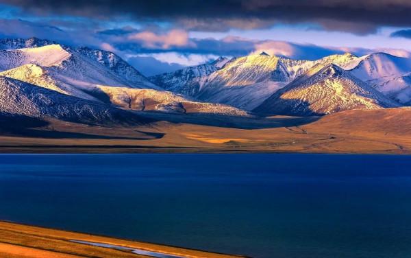 分享圖片：西藏三大聖湖之一納木措，藏語&OpenCurlyDoubleQuote;天湖&rdquo;