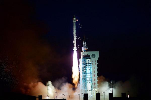 重大成就！我國首顆陸地探測衛星升空，印度人驚歎：真是不可思議