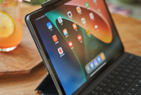 同樣是2499元！這一次，蘋果甚至不是小米的對手，該認清事實了