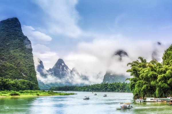 美麗景色，山青水秀，金山銀山不如綠水青山