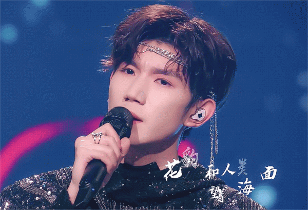 誰說內娛舞臺都不能看？王一博舞臺驚豔，張藝興鹿晗live超穩