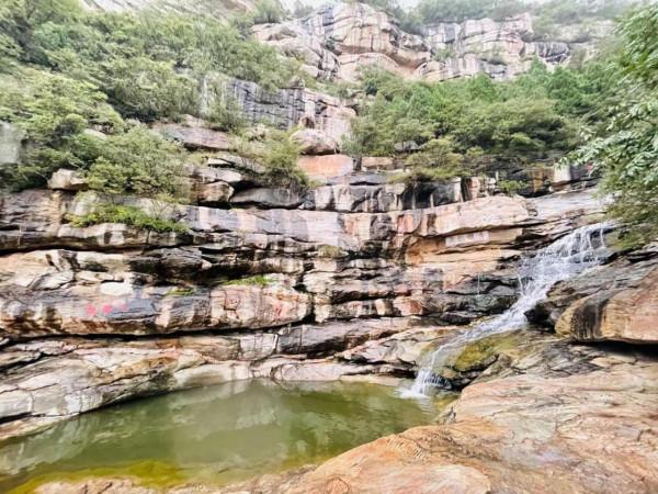 鄭州驢友團八龍潭穿越盧崖瀑布 鄭州驢友團八龍潭穿越盧崖瀑布