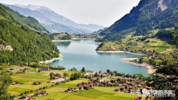 如果把歐洲大陸變成一個圍棋盤,哪個帝國佔據了最多的棋盤範圍? 如果把歐洲大陸變成一個圍棋盤,哪個帝國佔據了最多的棋盤範圍?