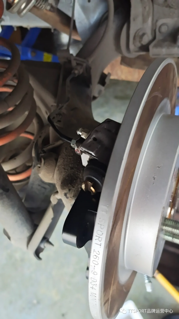 改裝案例 | 20款飛度CVT潮越MAX版後輪鼓改碟制動升級