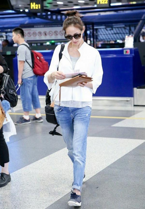 有魯豫就夠了，張鈞甯瘦的，都成排骨胸了