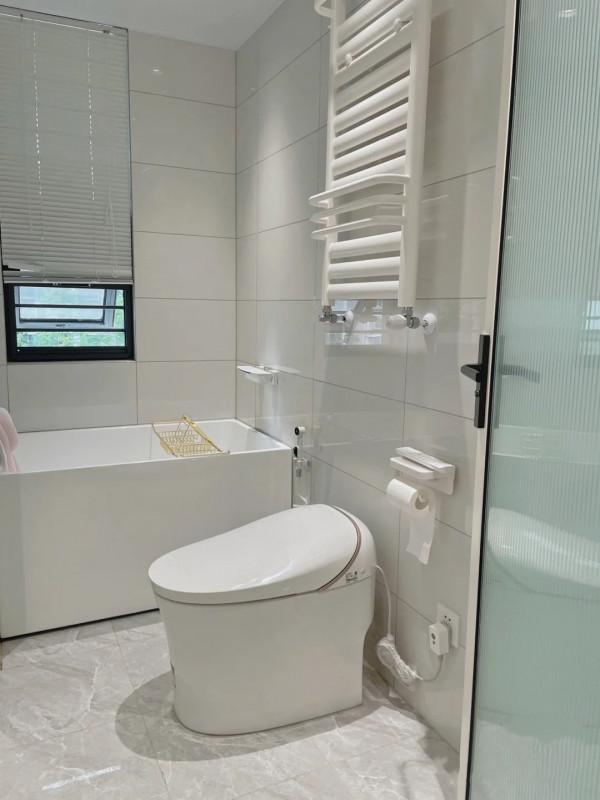 再買房，就照她家這樣裝，全屋大白牆、無主燈，乾淨利落，好舒服