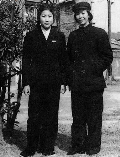 40年李敏來到蘇聯，毛岸青指著毛主席的畫像：你知道這個人是誰嗎