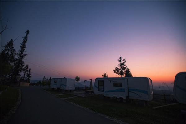 普洱倚象山半山酒店，雲海之上的“人間仙境”