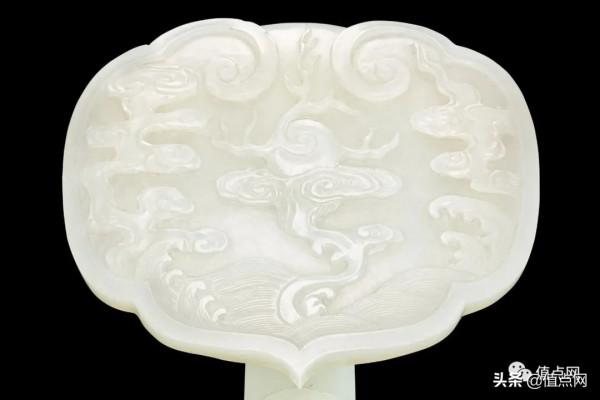 香港富商何柱國拍賣玉器收藏 | HK$6,000萬乾隆如意領銜蘇富比秋拍