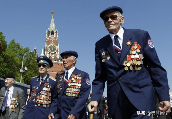 戰鬥民族俄羅斯背後的溫情：烈士高於一切，保護墓地不計代價