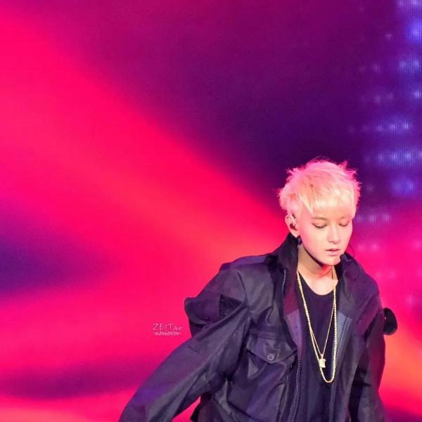 頂級男神黃子韜，帥成漫畫裡的人物