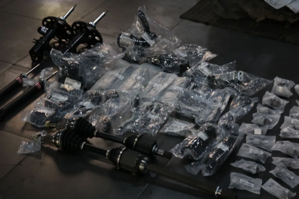 怪獸修車：翻新24萬公里的天籟公爵，底盤效能維修，專治實用派