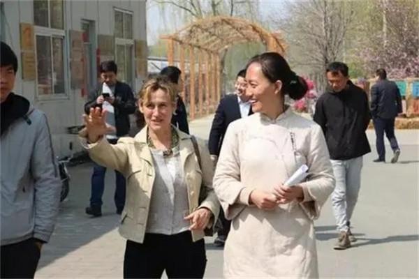 清華女博士畢業當農民：種地11年、年收入破百萬，父母已認不出