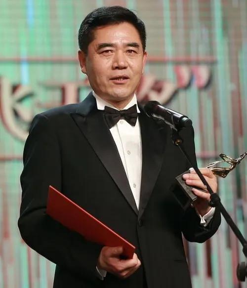 老酒館:老戲骨雲集卻高開低走,究竟是誰拖了後腿 老酒館:老戲骨雲集卻高開低走,究竟是誰拖了後腿