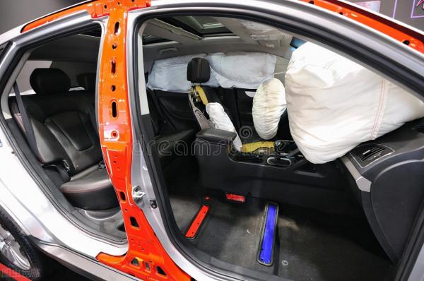 監管總局(標準委)釋出《電動汽車碰撞後安全要求》等國家標準 監管總局(標準委)釋出《電動汽車碰撞後安全要求》等國家標準