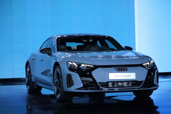 試駕 | 國產後的奧迪e-tron帶來了哪些不一樣的體驗? 試駕 | 國產後的奧迪e-tron帶來了哪些不一樣的體驗?