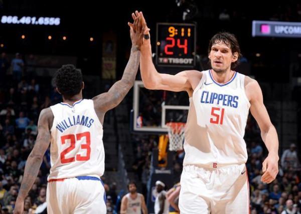 單場20籃板，勇士悶聲發大財？內線高塔為庫裡奪冠保駕護航