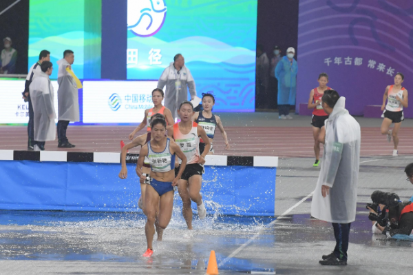 「請回答·我的2021」奔跑吧 全運冠軍張新豔