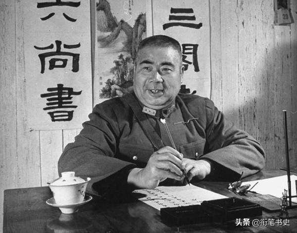 1947年，劉伯承鄧小平身陷絕境，一名地下黨員悄悄讓出一條生路