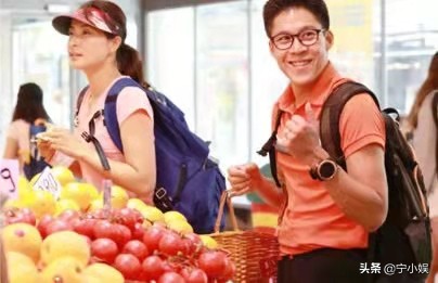 三年生兩胎,結婚13年依然恩愛:這7段不被看好的愛情,比想象中圓滿 三年生兩胎,結婚13年依然恩愛:這7段不被看好的愛情,比想象中圓滿