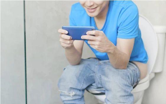 坐便好還是蹲便好？上廁所需要注意3點，不妨瞭解一下
