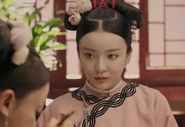 整容臉充斥電視劇，臉部僵硬，下巴像錐子，個個不能細看​