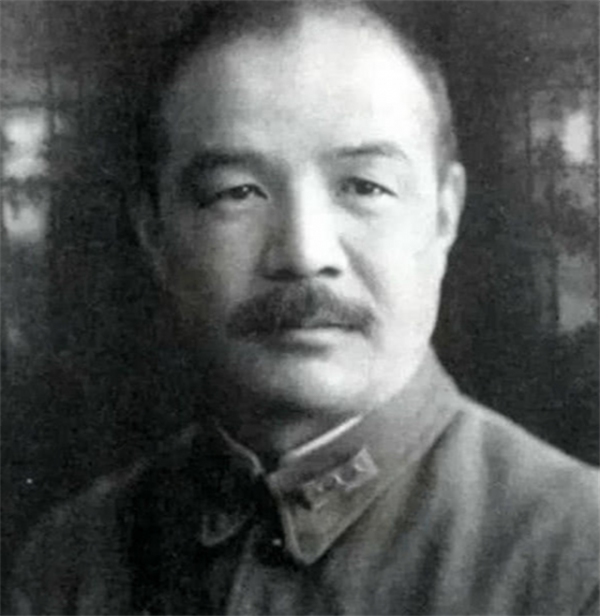 慈禧死前喝王八湯吊命，剛斷氣，太監就立馬往嘴裡塞了一顆夜明珠