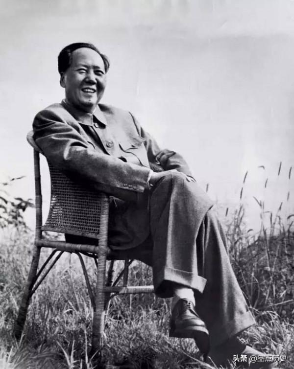 1949年，江西解放，毛主席指示：活捉肖家壁，20年的總賬該算了