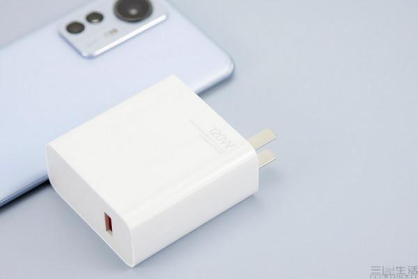 為什麼2022年的第一批旗艦機，配置都“不夠高”？