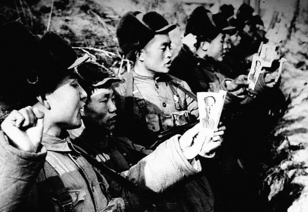 彭德懷面對美軍猶豫不定,毛澤東發來急電鎮住全軍,殲敵1.5萬 彭德懷面對美軍猶豫不定,毛澤東發來急電鎮住全軍,殲敵1.5萬