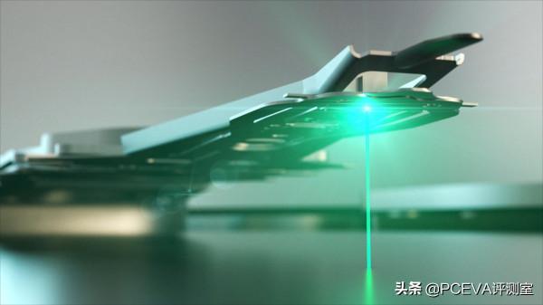 希捷停產大容量桌面硬碟並宣佈第二代HAMR硬碟