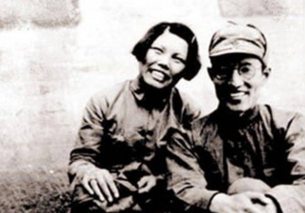 犧牲時懷孕8個月,女烈士低聲求劊子手:請對我的頭開槍別打肚子 犧牲時懷孕8個月,女烈士低聲求劊子手:請對我的頭開槍別打肚子