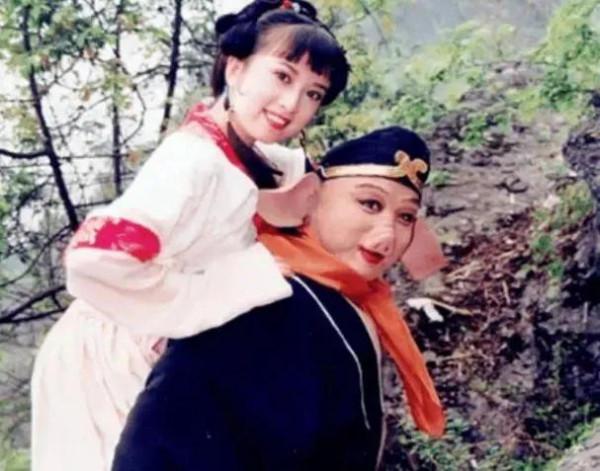 《西遊記》經典瞬間:觀音依偎著唐僧,沙僧抽菸,悟空喝汽水 《西遊記》經典瞬間:觀音依偎著唐僧,沙僧抽菸,悟空喝汽水