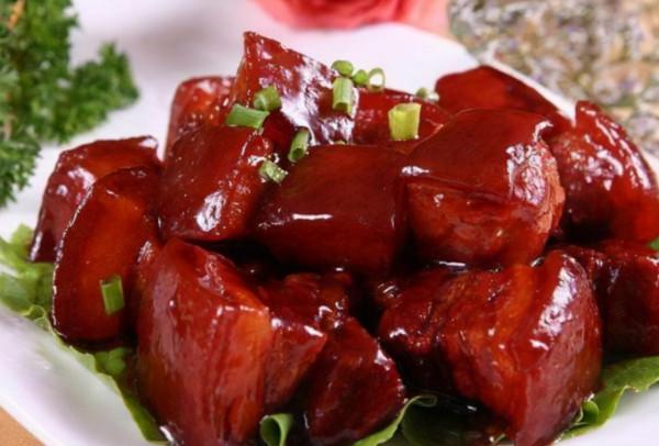 毛主席最後一個春節，身邊沒有親人陪伴，年夜飯只有武昌魚和米飯