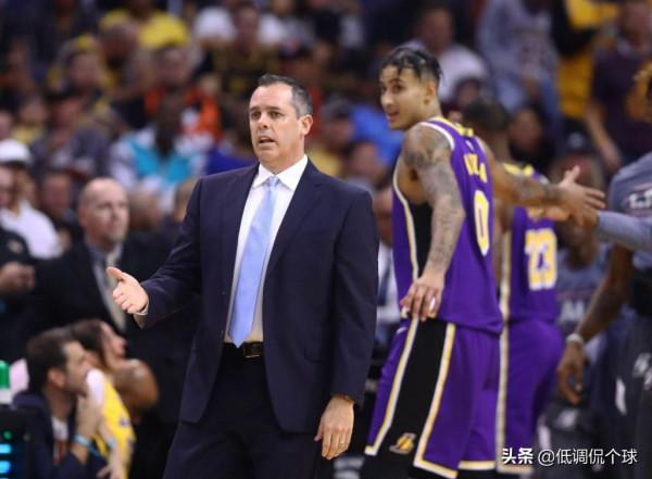 前籃網核心，臂展2.18米的鋒線防守者，今年26歲，湖人不考慮下？