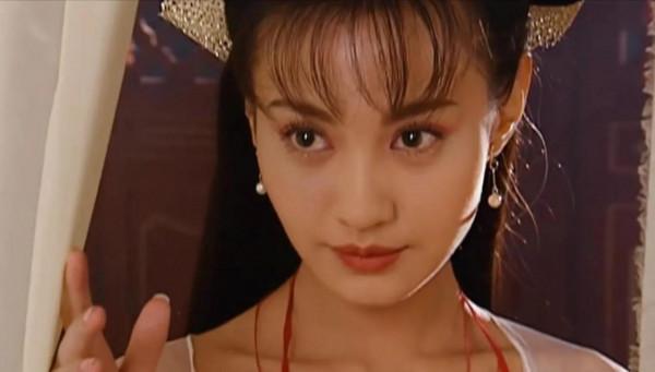 五官亂飛就別硬演“美強慘”人設，5位演員告訴你啥叫瘋批美人