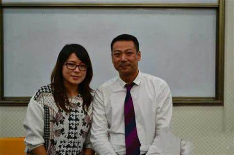 湖北男人，放棄30萬年薪、賣掉廣東兩套房，創業賣零食年售70億