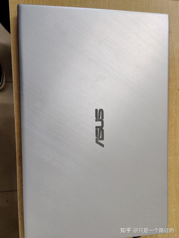 膝上型電腦需要貼膜嗎