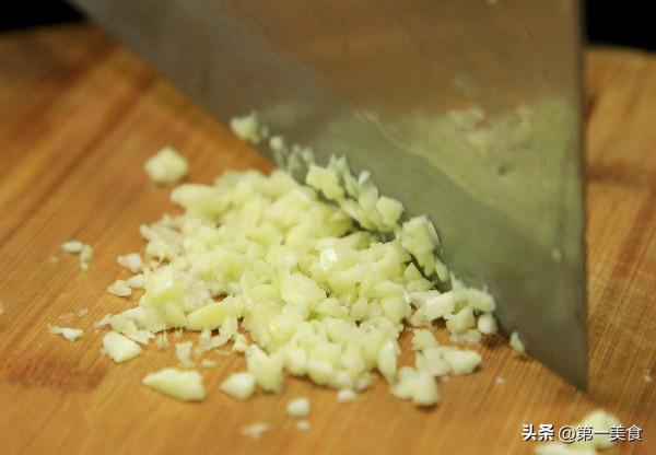 三個黃瓜,廚師長教你顏值最高,最好吃的美食,清脆爽口又解饞 三個黃瓜,廚師長教你顏值最高,最好吃的美食,清脆爽口又解饞