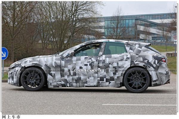 法拉利或將保留V12引擎！升級改造措施值得期待