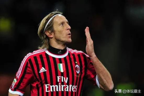 「我心紅黑，落魄貴族」細數 | AC米蘭1-32號最強球星