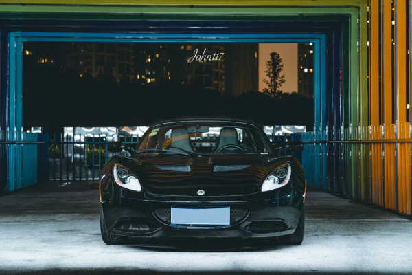 路特斯Elise,男人的“健身房” 路特斯Elise,男人的“健身房”