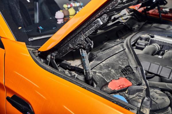 寶馬M2C改裝CMST透明碳纖維機蓋