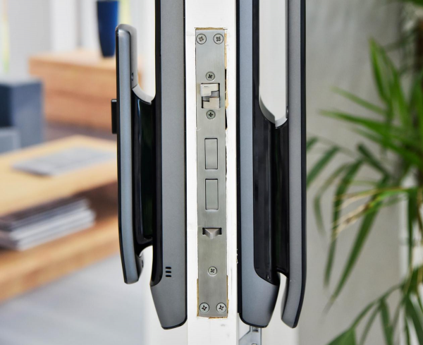 為什麼裝了機械鎖的家庭,都建議安裝智慧鎖?說說我的使用感受 為什麼裝了機械鎖的家庭,都建議安裝智慧鎖?說說我的使用感受