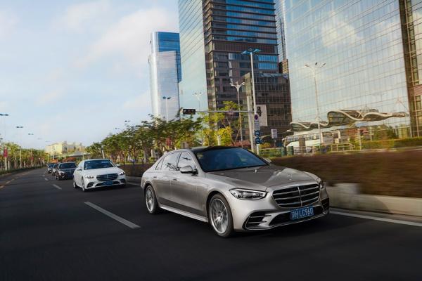 D級豪華轎車“數字”教科書，試駕賓士全新S級