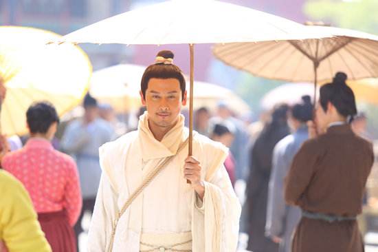 10位“老”戲骨演一群武功高強的“爺爺”，是我追這劇的最大動力