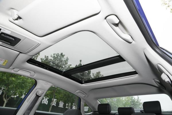 解析思域240TURBO 勁控版，四輪獨懸+地球夢發動機，賣15.89萬值嗎