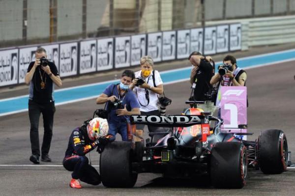 卡丁車到F1，20年賽道時光 維斯塔潘的&OpenCurlyDoubleQuote;家族使命&rdquo;