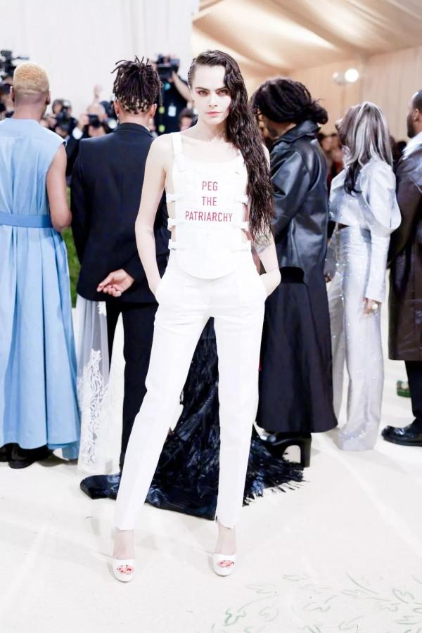 有些晚會,要在中午看,因為早晚會被雷s 有些晚會,要在中午看,因為早晚會被雷s